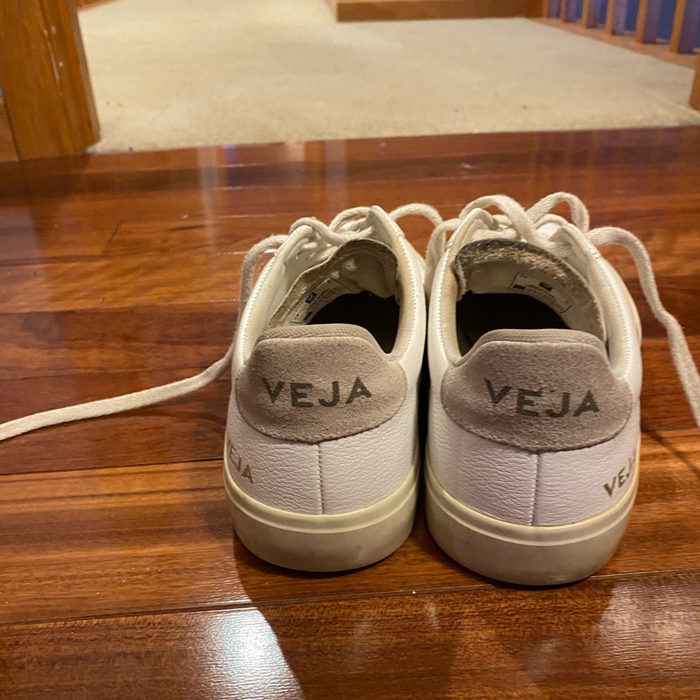Veja Cream and Beige Sneakers - Picture 4 of 6